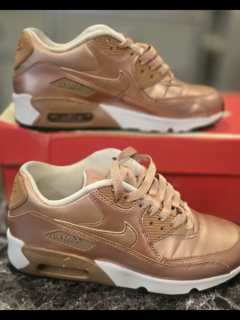 Nike AIR Max Rose Gold